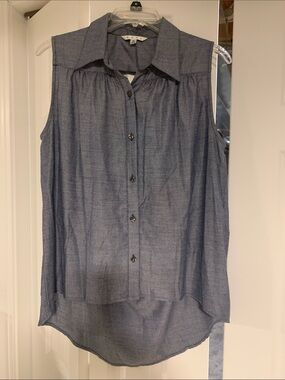 Cabi Sleeveless Button-Front Chambray Top - Blue